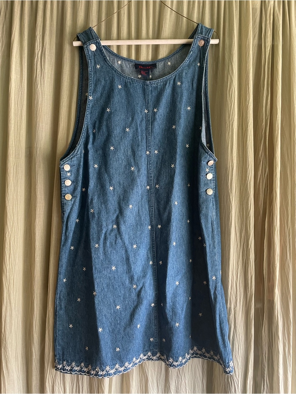 Denim & Co oversized floral denim overall dress size L, 100% cotton, adjustable